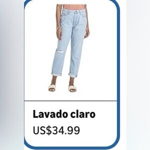 Light Wash Women's Relaxed Jeans - Light Blue